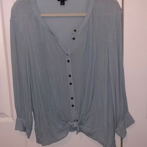 Petite Ana green blouse